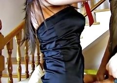 Lesbian Fingering Cunt While Cowgirl Bounces