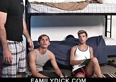 Darron Bluus Bareback Threesome Creampie
