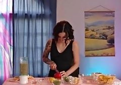 Tattooed Stevie Moon Makes Her Man Blend Big Cock Juicy Salsa