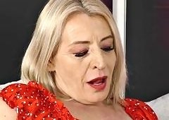Chantelle Kittycat Gets Pounded by Rockhardo Blacks Huge Black Cock